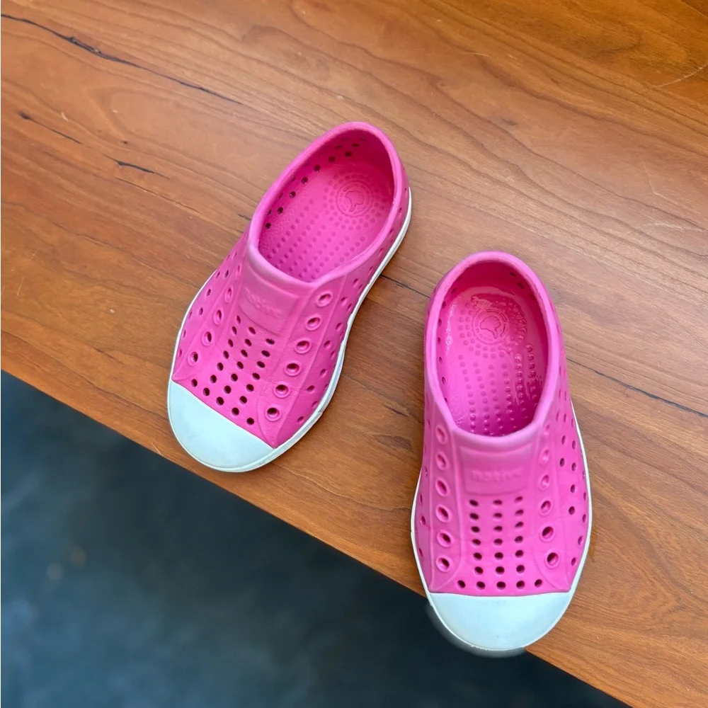 Native Kids Pink Slip-On - C7